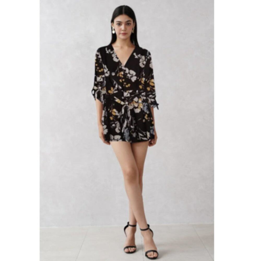 Yum Kim Liz Romper in Love Triangle Black Size Small